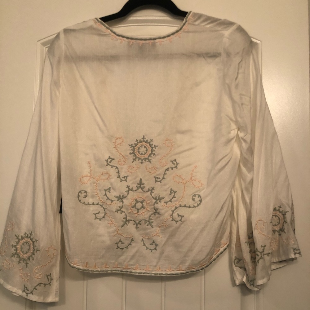 NWT-Lulu’s top - Picture 3 of 3